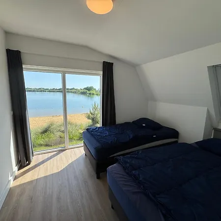 Europarcs De Kraaijenbergse Plassen 12-personen-villa Beachlife Nr 318 Lienden